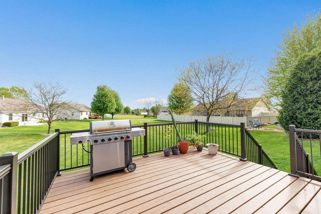 2924 NANDINA WAY, Green Bay, WI 54313