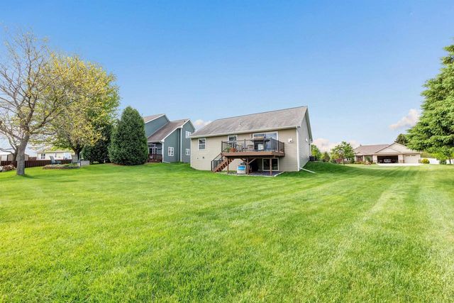 2924 NANDINA WAY, Green Bay, WI 54313