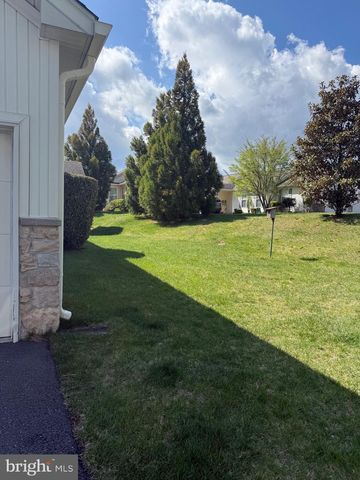 1108 S FOX CUB HOLW, Glen Mills, PA 19342