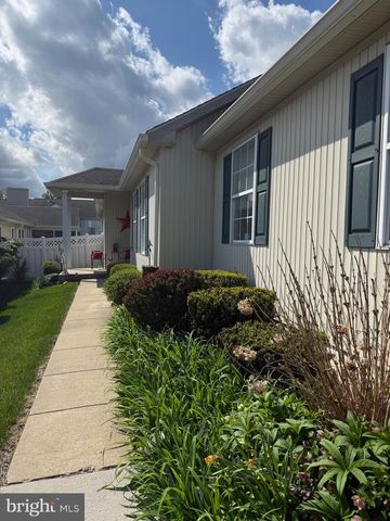 1108 S FOX CUB HOLW, Glen Mills, PA 19342