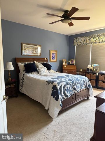 1108 S FOX CUB HOLW, Glen Mills, PA 19342