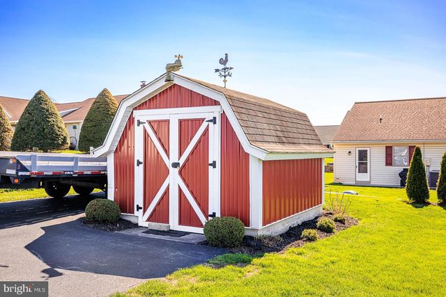 480 N RAILROAD AVE, New Holland, PA 17557