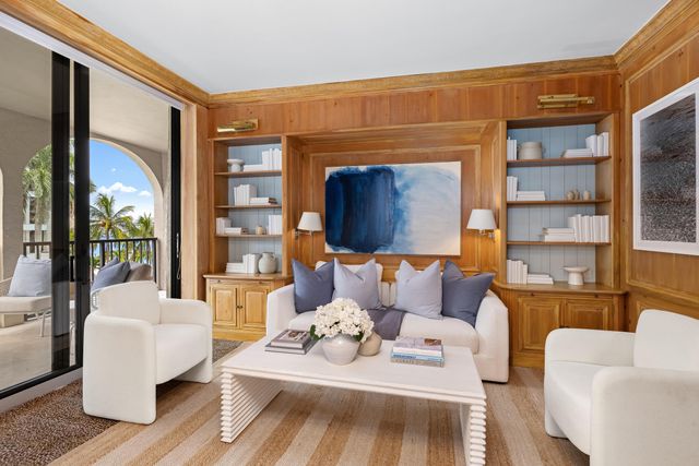 200 Bradley Place 301, Palm Beach, FL 33480
