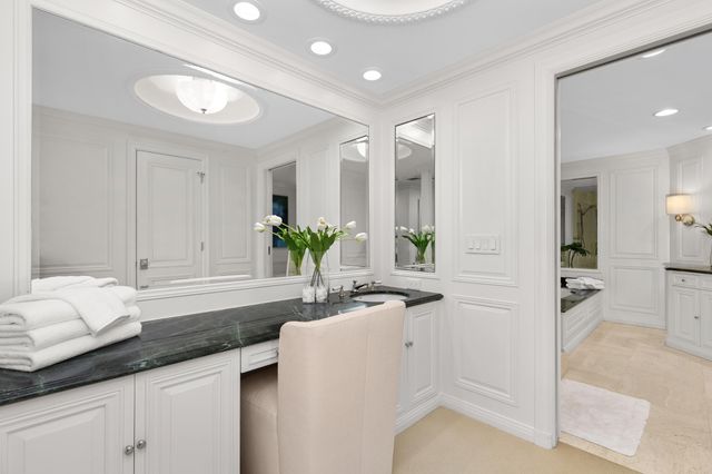200 Bradley Place 301, Palm Beach, FL 33480