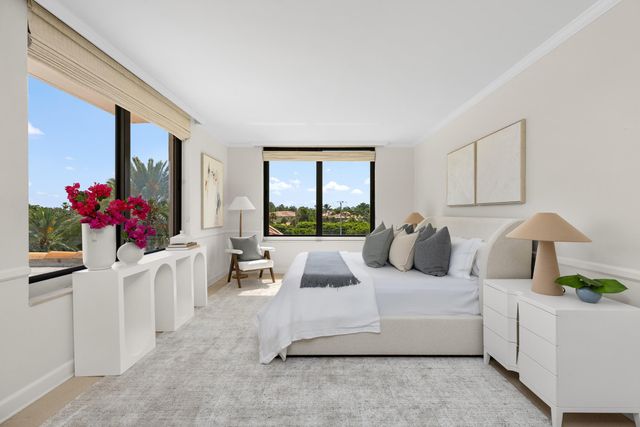 200 Bradley Place 301, Palm Beach, FL 33480