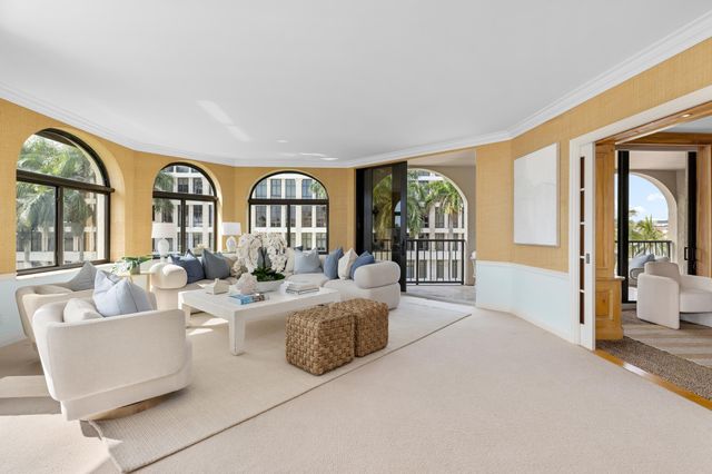 200 Bradley Place 301, Palm Beach, FL 33480