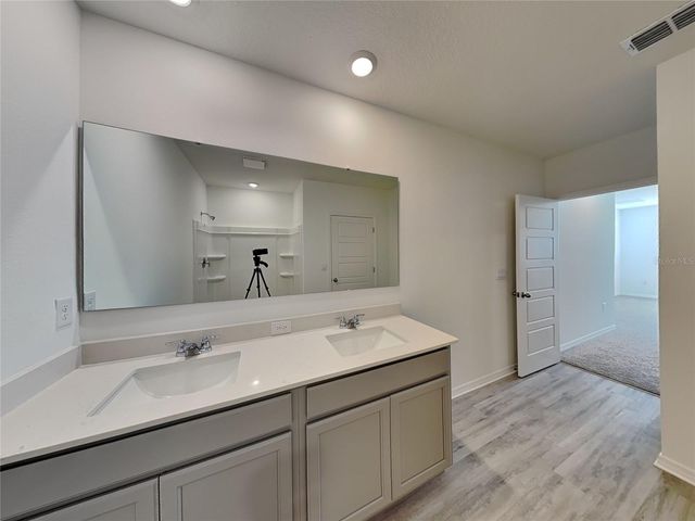 3515 NETTLE LOOP, Tavares, FL 32778