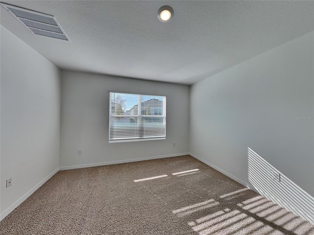 3515 NETTLE LOOP, Tavares, FL 32778