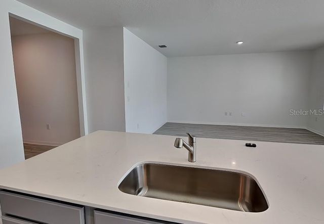 3515 NETTLE LOOP, Tavares, FL 32778