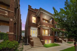 4318 W Cermak Road, Chicago, IL 60623