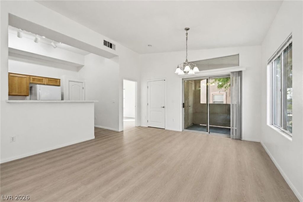 8985 South Durango Drive 2164, Las Vegas, NV 89113 — photo 4