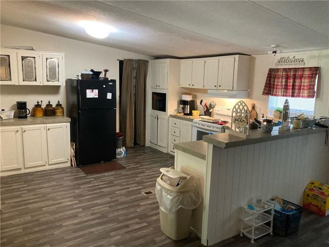 527 PAULINE Street, Marksville, LA 71351