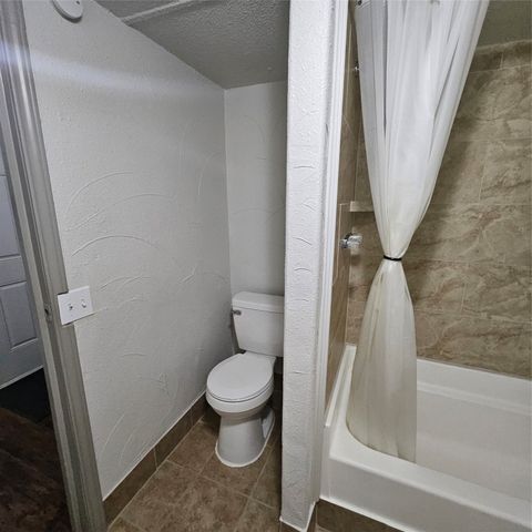 130 Trails End Circle, Millsap, TX 76066