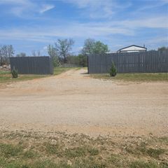 130 Trails End Circle, Millsap, TX 76066