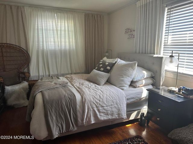 302 Deal Lake Drive 17, Asbury Park, NJ 07712