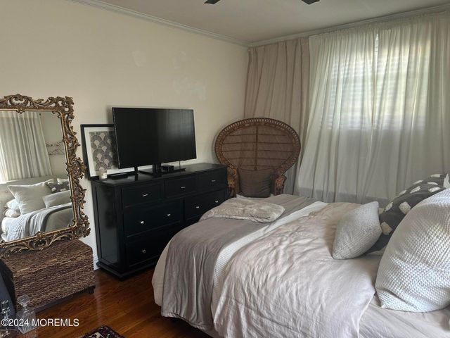 302 Deal Lake Drive 17, Asbury Park, NJ 07712
