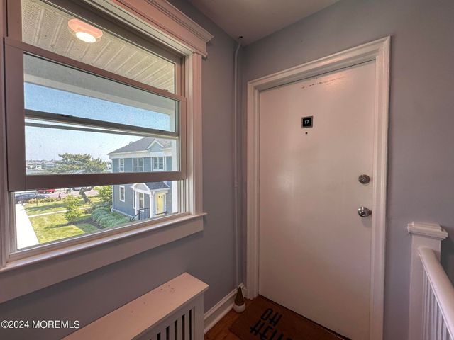 302 Deal Lake Drive 17, Asbury Park, NJ 07712