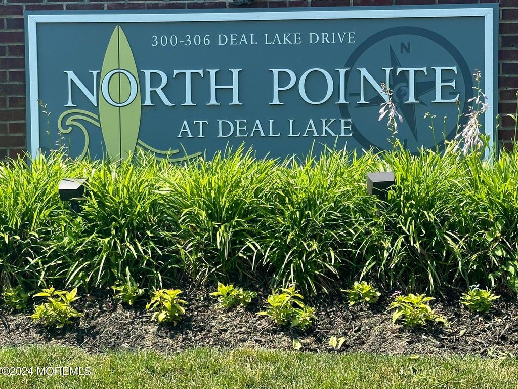 302 Deal Lake Drive 17, Asbury Park, NJ 07712