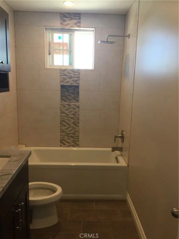 8500 Glider Avenue, Los Angeles, CA 90045