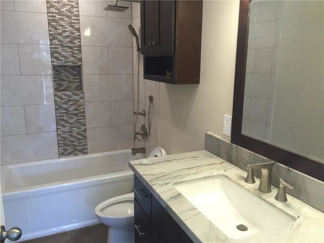 8500 Glider Avenue, Los Angeles, CA 90045