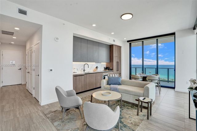 580 72nd Street 2102, Miami Beach, FL 33141