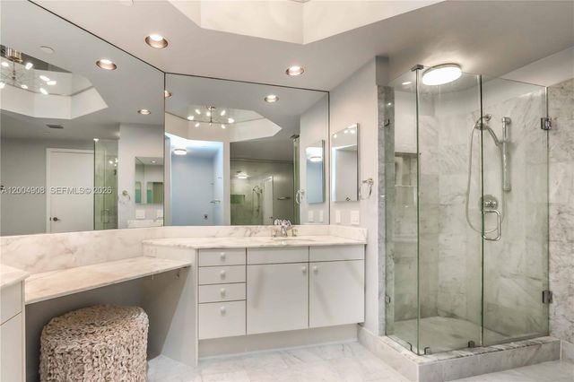 3802 NE 207th St 2604, Aventura, FL 33180