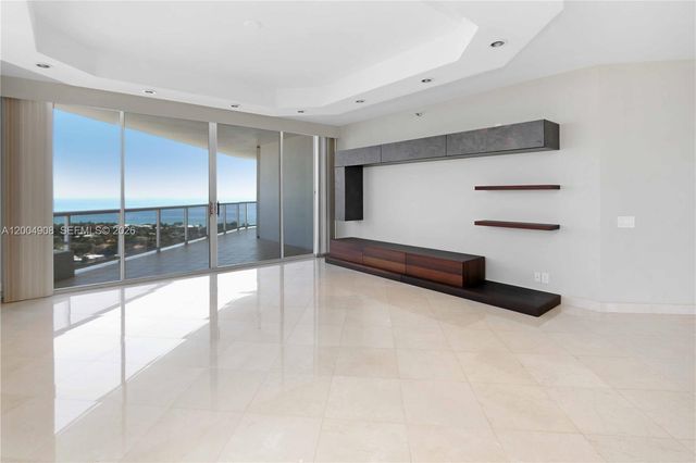 3802 NE 207th St 2604, Aventura, FL 33180