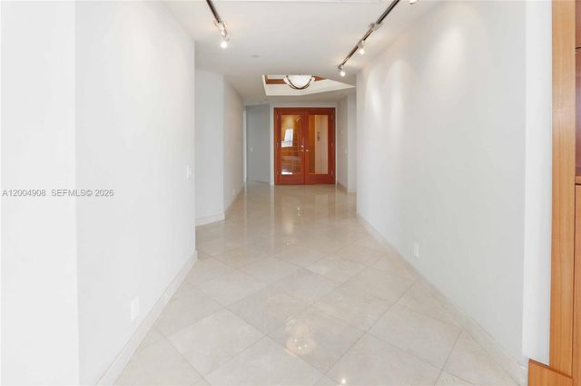 3802 NE 207th St 2604, Aventura, FL 33180