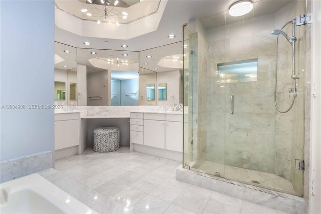 3802 NE 207th St 2604, Aventura, FL 33180