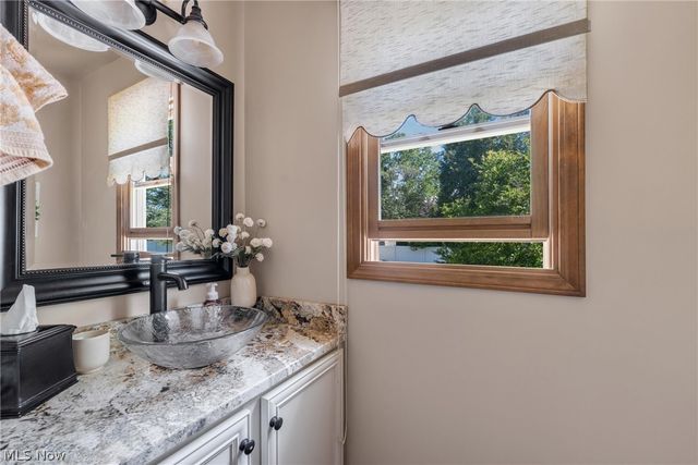 8538 Seaton Place, Mentor, OH 44060