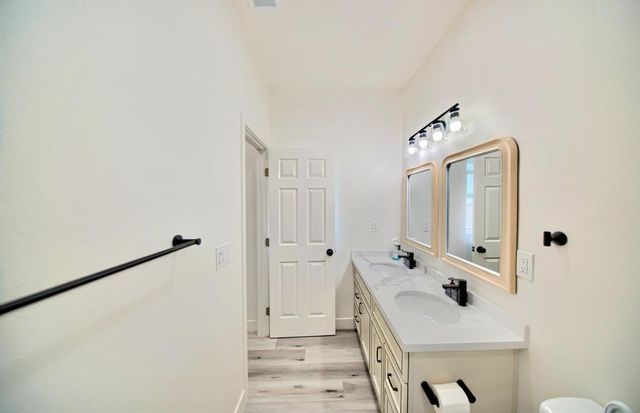 213 W South Street, Tracy, CA 95376