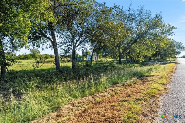 8671 Buckhorn Cemetery Rd, Moody, TX 76557