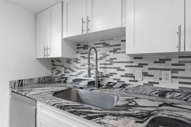 4611 W NORTH B STREET 228, Tampa, FL 33609