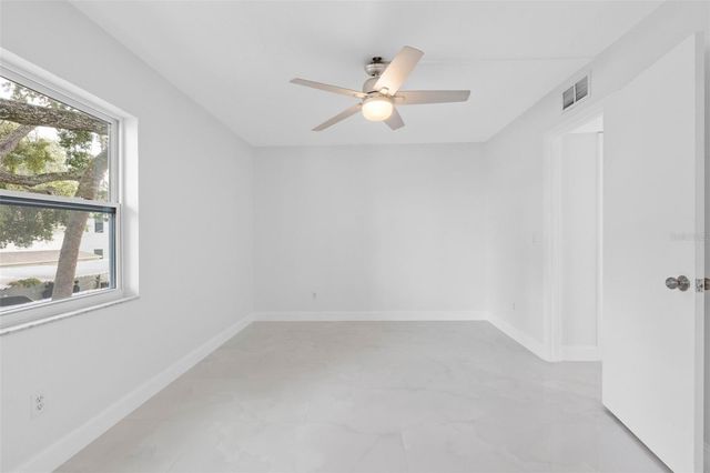 4611 W NORTH B STREET 228, Tampa, FL 33609