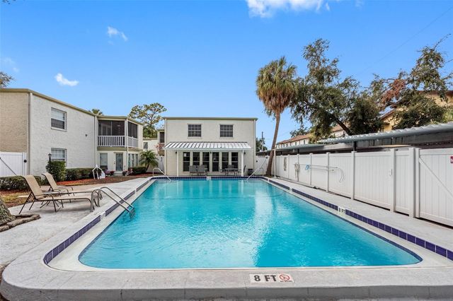 4611 W NORTH B STREET 228, Tampa, FL 33609