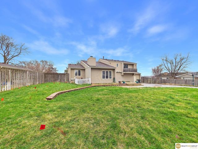 12615 Sky Park Drive, Omaha, NE 68137