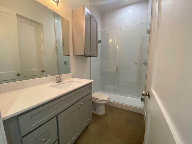 1916 Webberville RD B, Austin, TX 78721