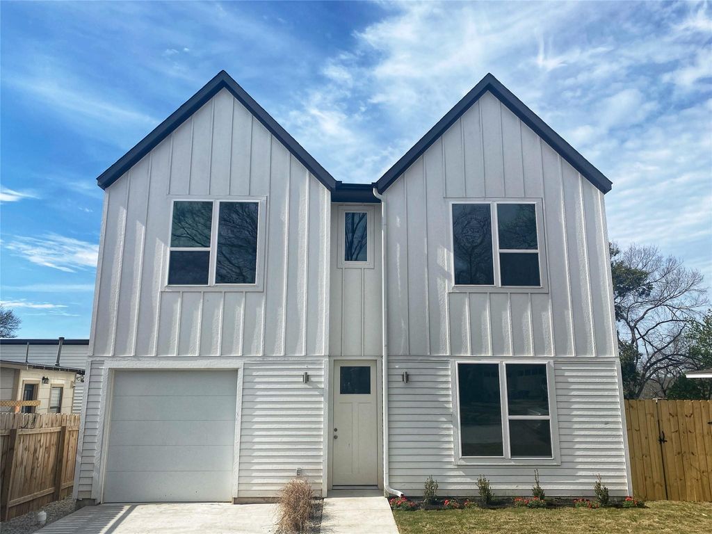 1916 Webberville RD B, Austin, TX 78721