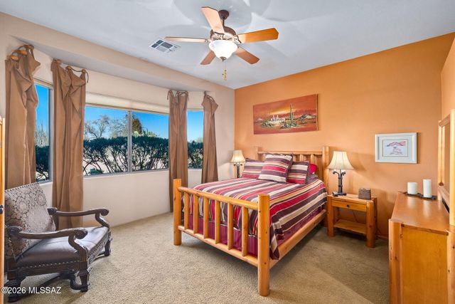 852 W Mountain Stone Drive, Green Valley, AZ 85614