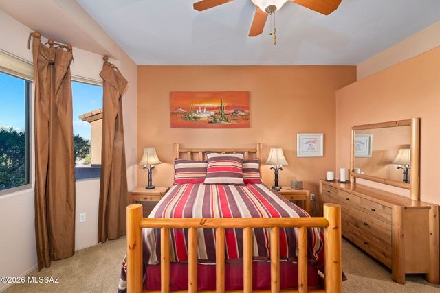 852 W Mountain Stone Drive, Green Valley, AZ 85614