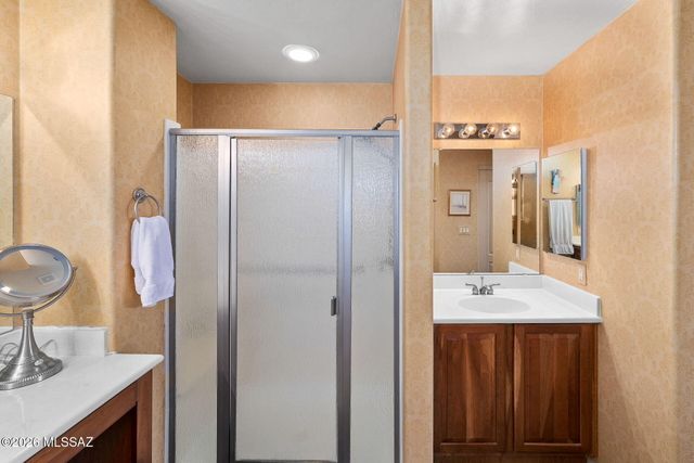 852 W Mountain Stone Drive, Green Valley, AZ 85614