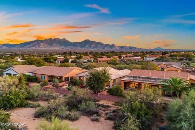 852 W Mountain Stone Drive, Green Valley, AZ 85614