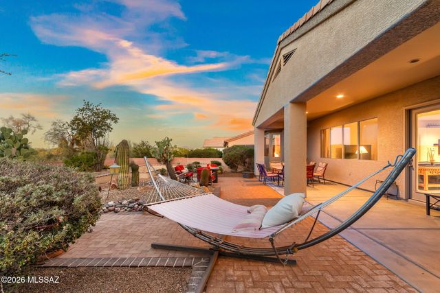 852 W Mountain Stone Drive, Green Valley, AZ 85614