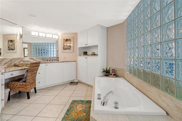 4041 Gulf Shore BLVD N PH-4, Naples, FL 34103