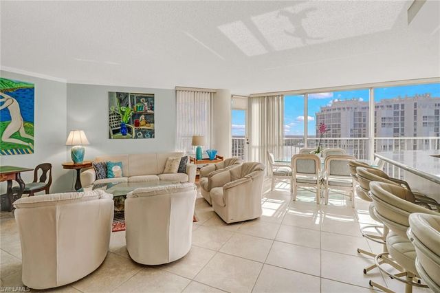 4041 Gulf Shore BLVD N PH-4, Naples, FL 34103