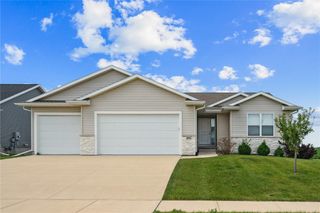 5936 Cedar Ridge Drive, Marion, IA 52302