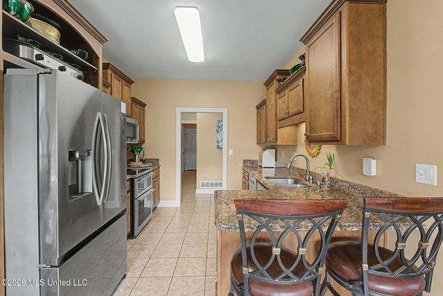 3473 E Enclave Drive, Southaven, MS 38672