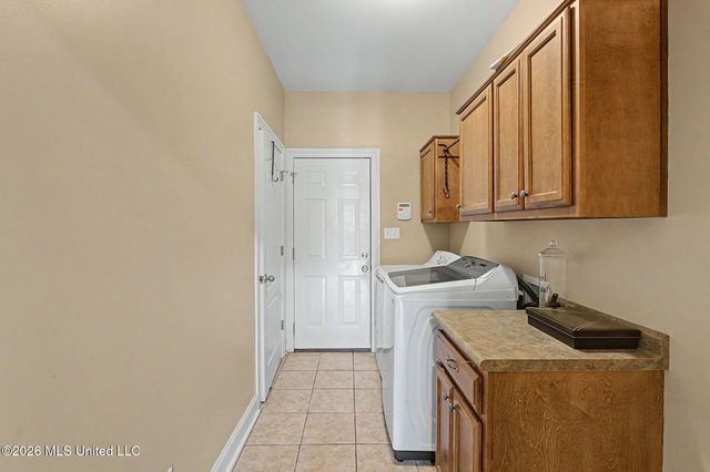 3473 E Enclave Drive, Southaven, MS 38672