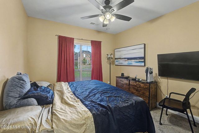 3473 E Enclave Drive, Southaven, MS 38672