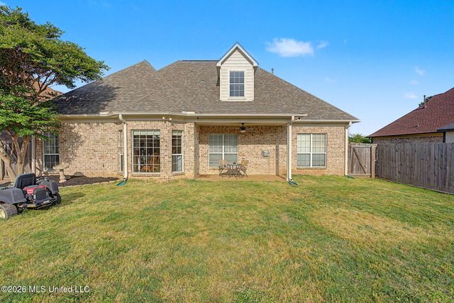 3473 E Enclave Drive, Southaven, MS 38672